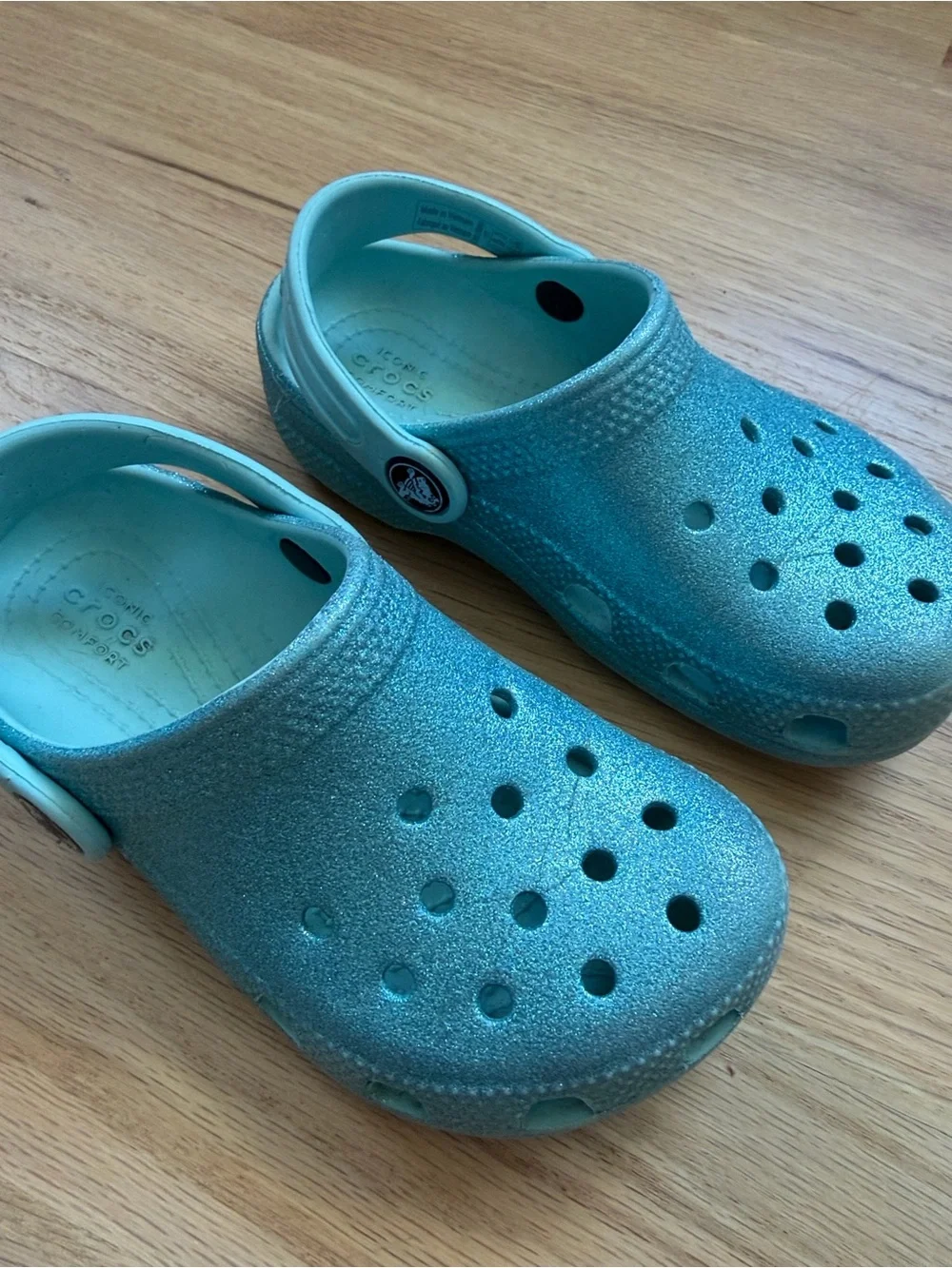 CROCS Kids Glitter Clog - Aqua Blue girls size 10
